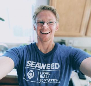 photo of zeth with seaweed shirt